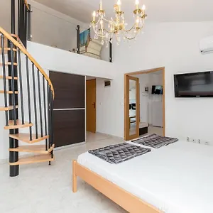  Apartamento & Hegic
